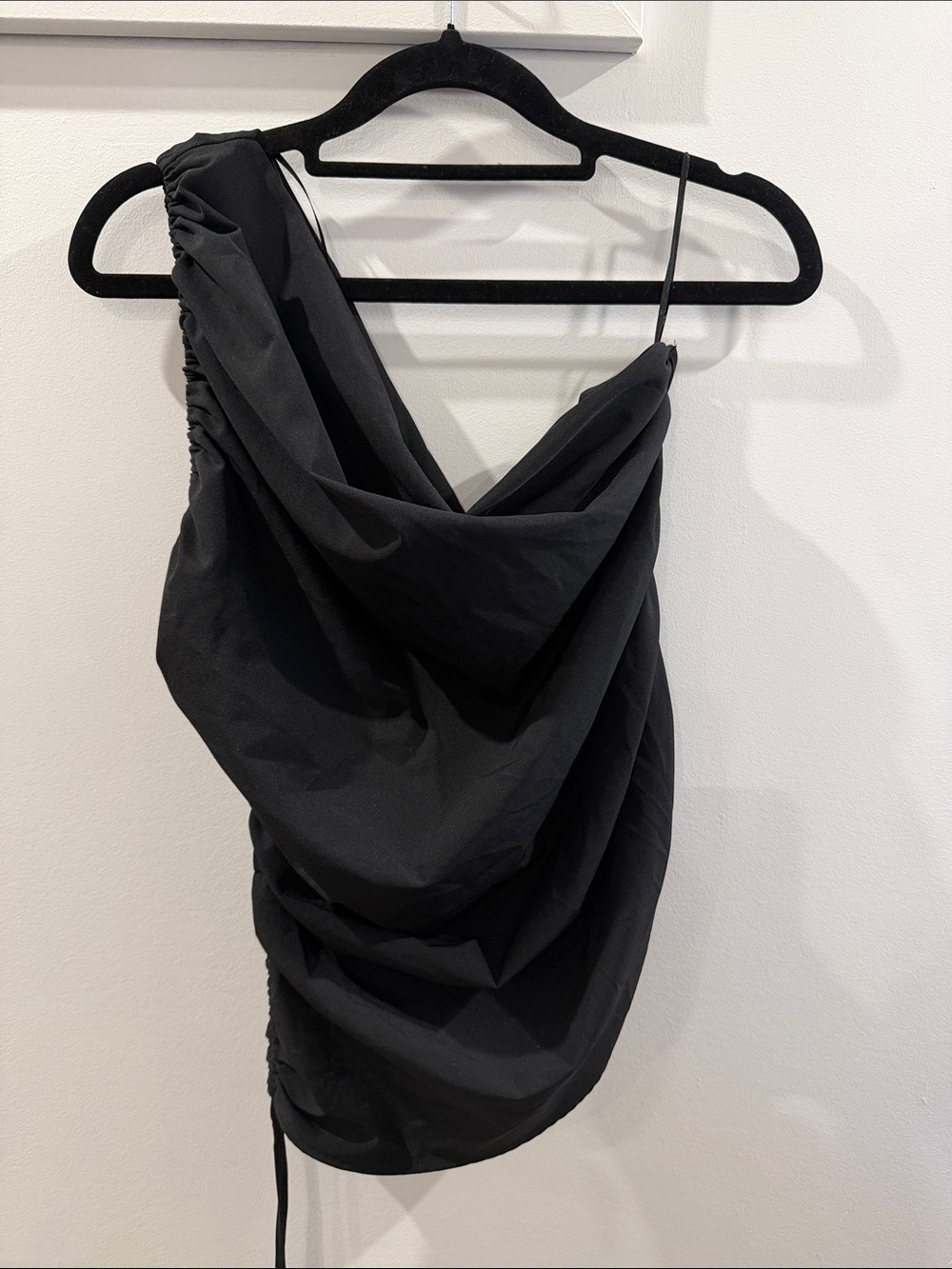 NWOT Zara Women’s Black Asymmetric Ruched one shoulder top